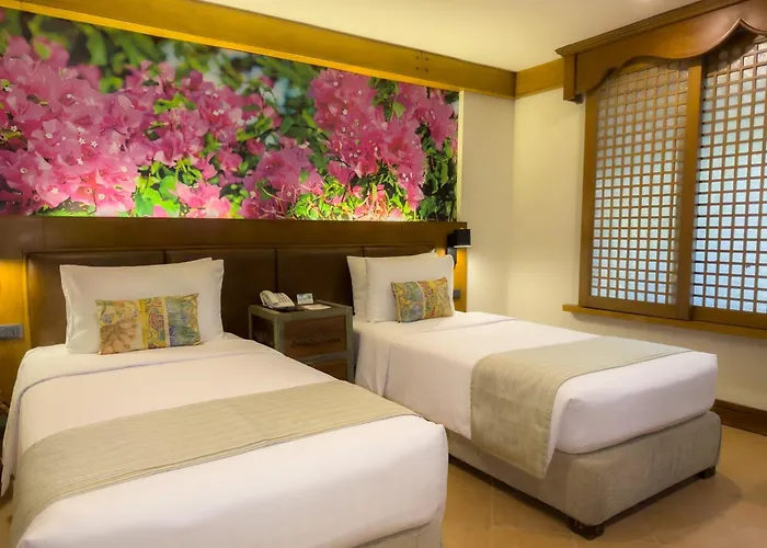 Costabella Tropical Beach Hotel